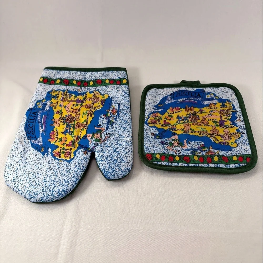 Vintage‎ Sicily Sicilia Souvenir Map Oven Mitt and Pot Holder  NWOT